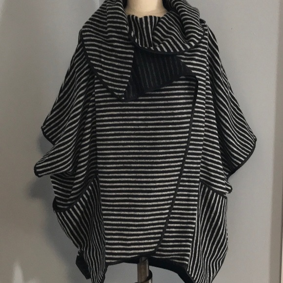 Accessories - 🍁 BEAUTIFUL SHAWL COLLAR WRAP